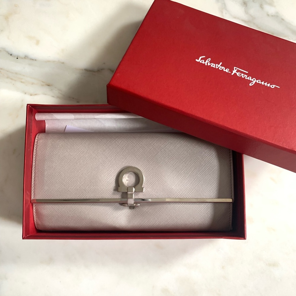 Salvatore Ferragamo silver pearlized gray wallet